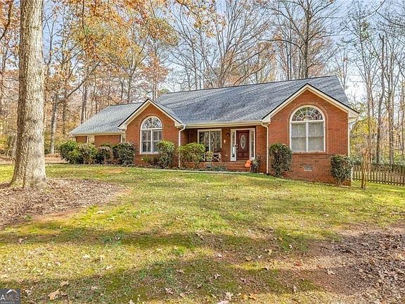 2nd image of 4609 Hunters Ct