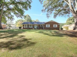 2415 Fox Hollow Rd, Mint Hill, NC 28227
