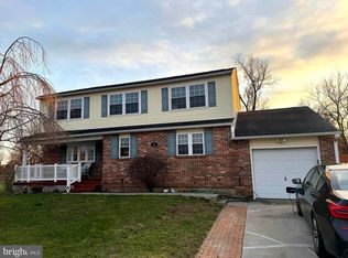 10 Yorktown Rd, New Castle, DE 19720