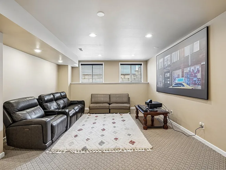 236 Little Bear Dr — Photo 38