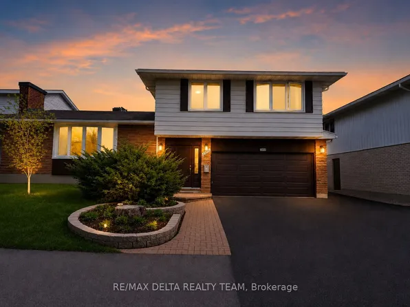 2350 Georgina Dr, Ottawa, ON K2B 7M5