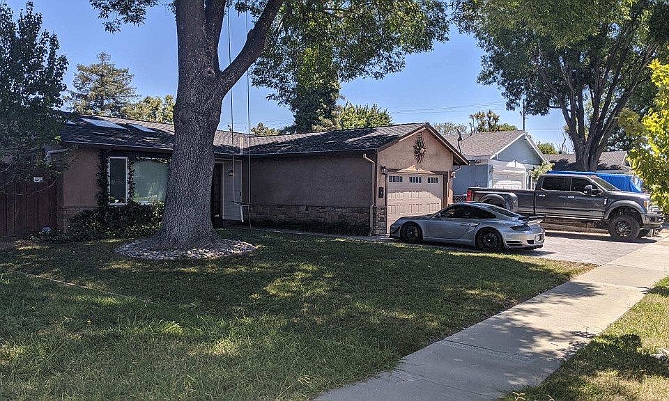 1st image of 321 Avenida Pinos