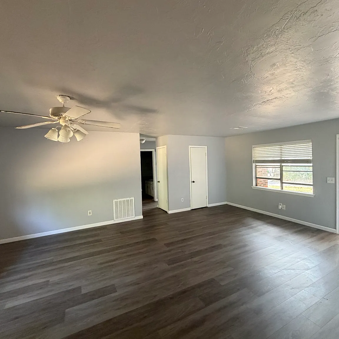 2 bed, 981 sqft, $950 — Photo 4