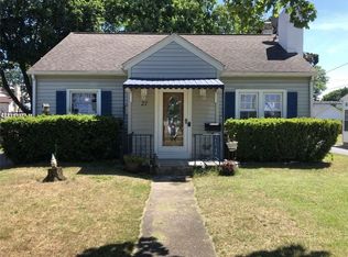 27 Dalston Rd, Rochester, NY 14616