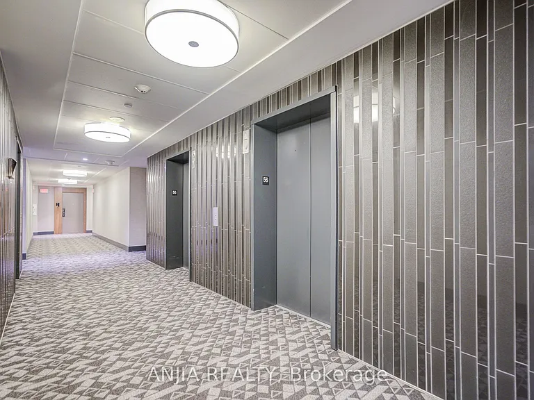 10 York St #5608 — Photo 9
