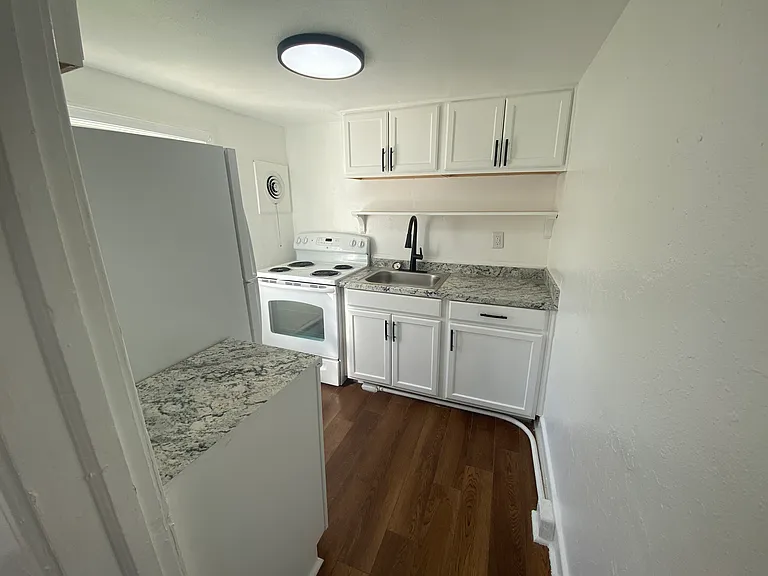 5209 Poston Ln #B — Photo 17