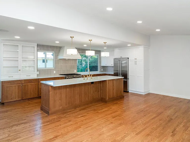 1632 S Garland St — Photo 3