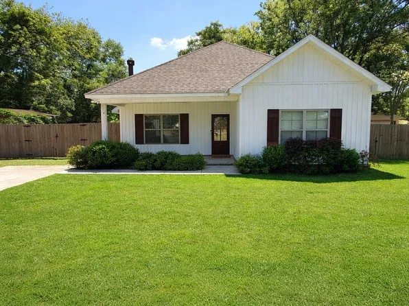 705 W Tallassee St, Wetumpka, AL 36092