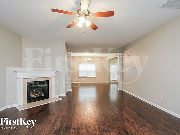 2nd image of 116 Ellington Dr