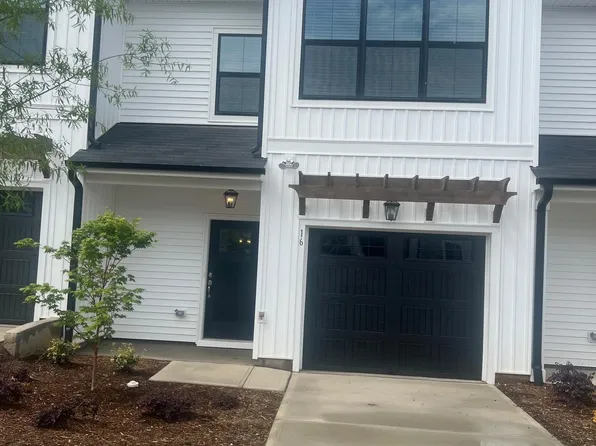 16 S Lenny Dr, Clayton, NC 27520