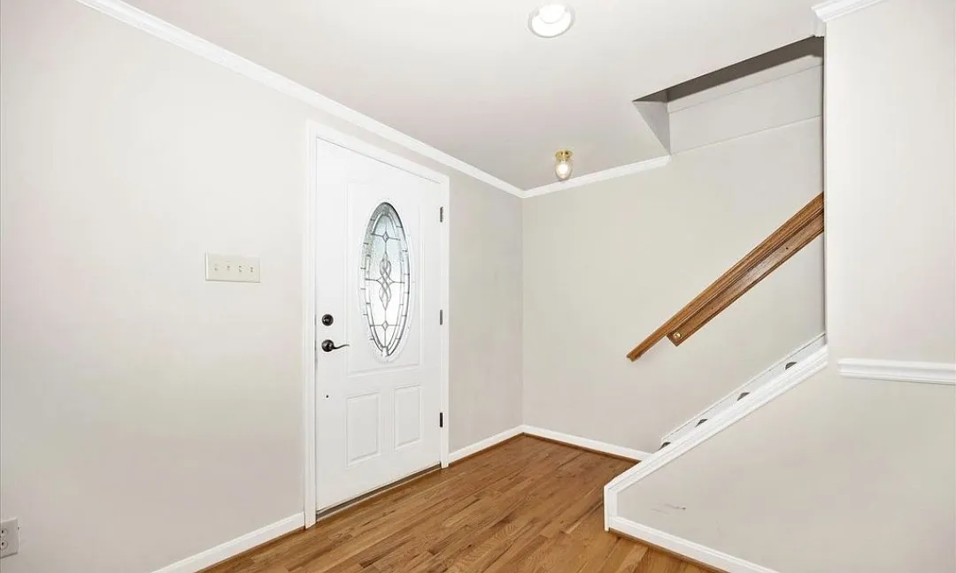 3 bed, 1460 sqft, $1,900 — Photo 4