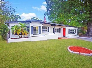 1111 Briarwood Rd, Brandon, FL 33511