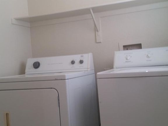 5th image of 5323 Sun Meadow Ct