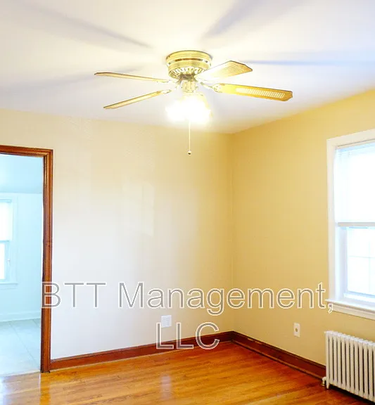 806 Houston Ave #2 — Photo 9
