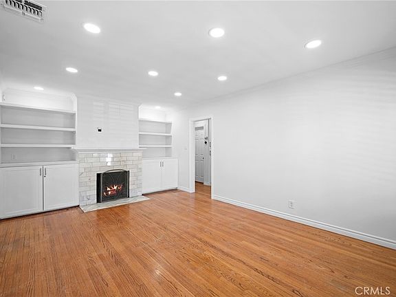5th image of 6637 Capps Ave