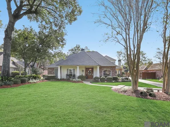 18432 N Lake Shadow Dr, Baton Rouge, LA 70817