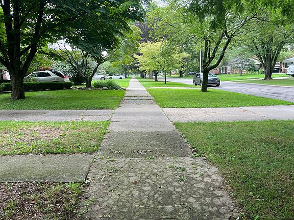 5th image of 21131 Manchester Blvd