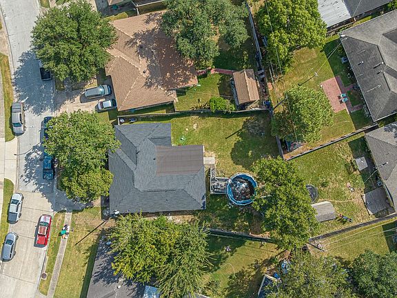 4th image of 1806 Linda Ln