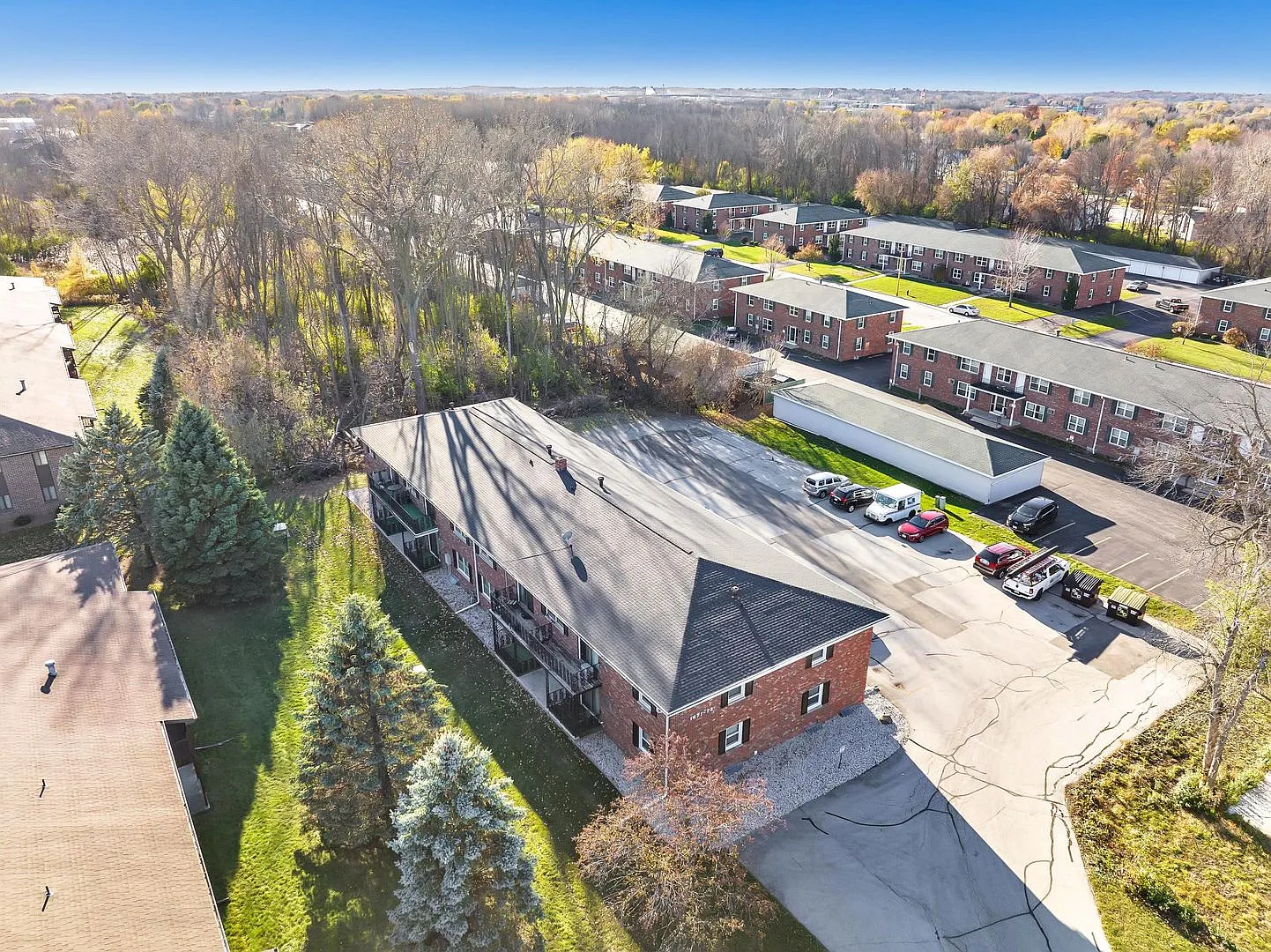 Lenwood Apartments — Photo 3