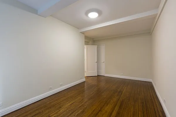 Rented by Stonehenge NYC LLC | media 5