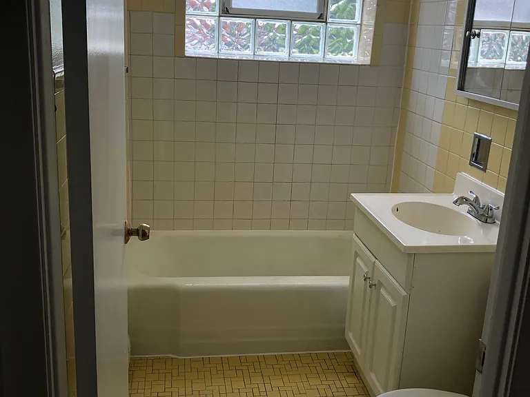 2032 Linden Ave #A — Photo 16