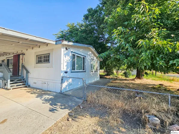 8770 Fox St, Los Molinos, CA 96055