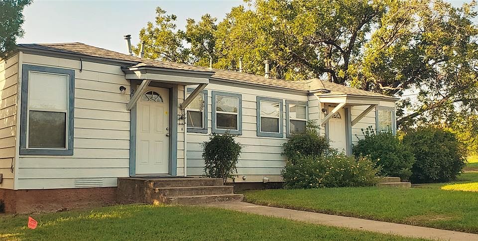 1st image of 203 College Dr