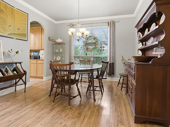 4th image of 24118 Briarbrook