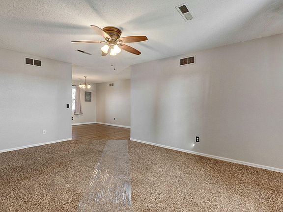 4th image of 1021 W Farm Road 48