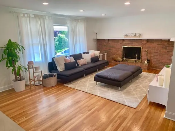 9305 Davidson St, College Park, MD 20740