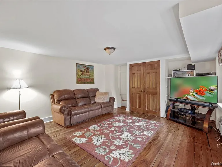15 Inningwood Rd — Photo 13