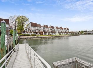 204 Mill Point Dr, Hampton, VA 23669