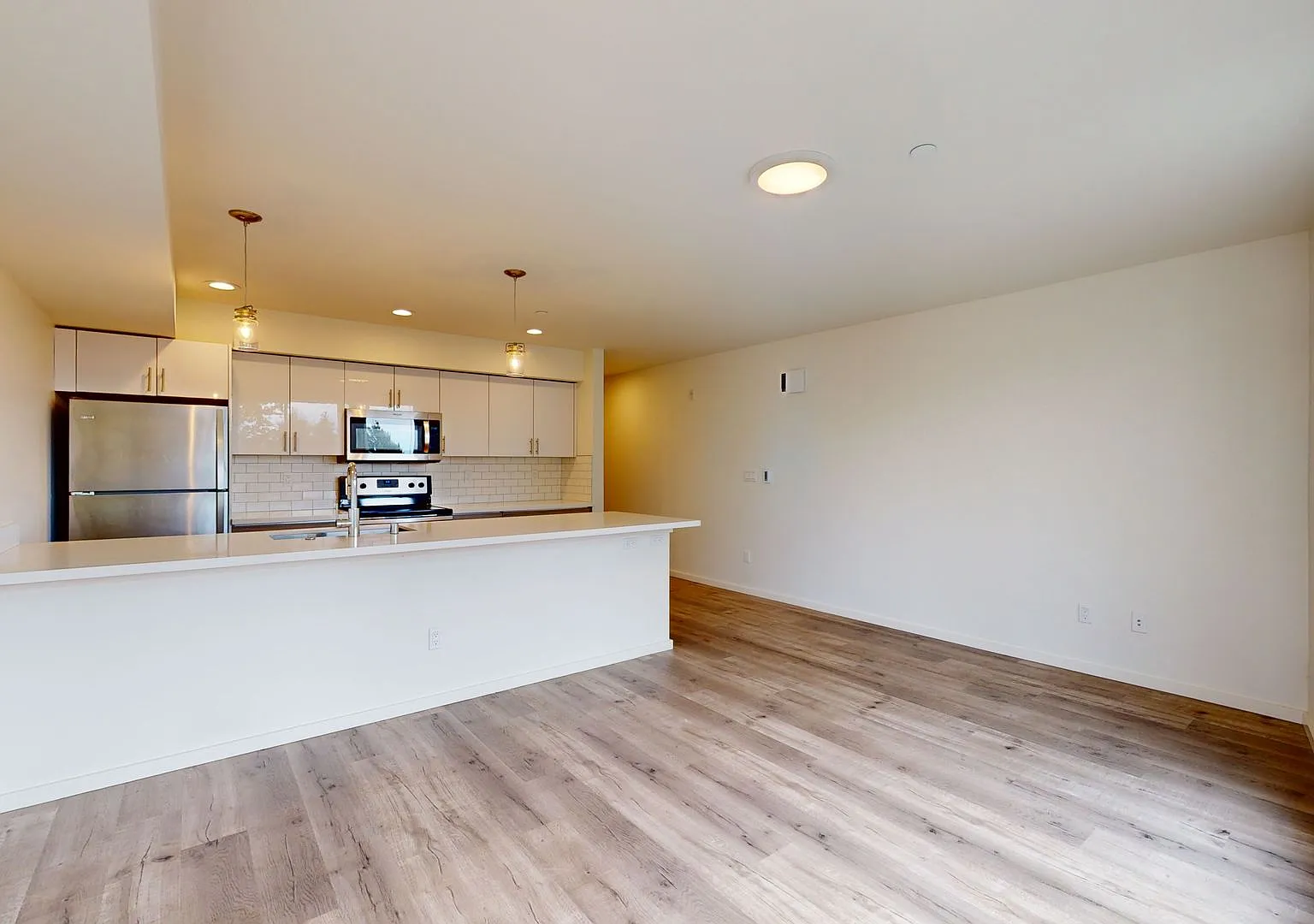 Reverie on Beacon Hill! Modern city living! — Photo 2
