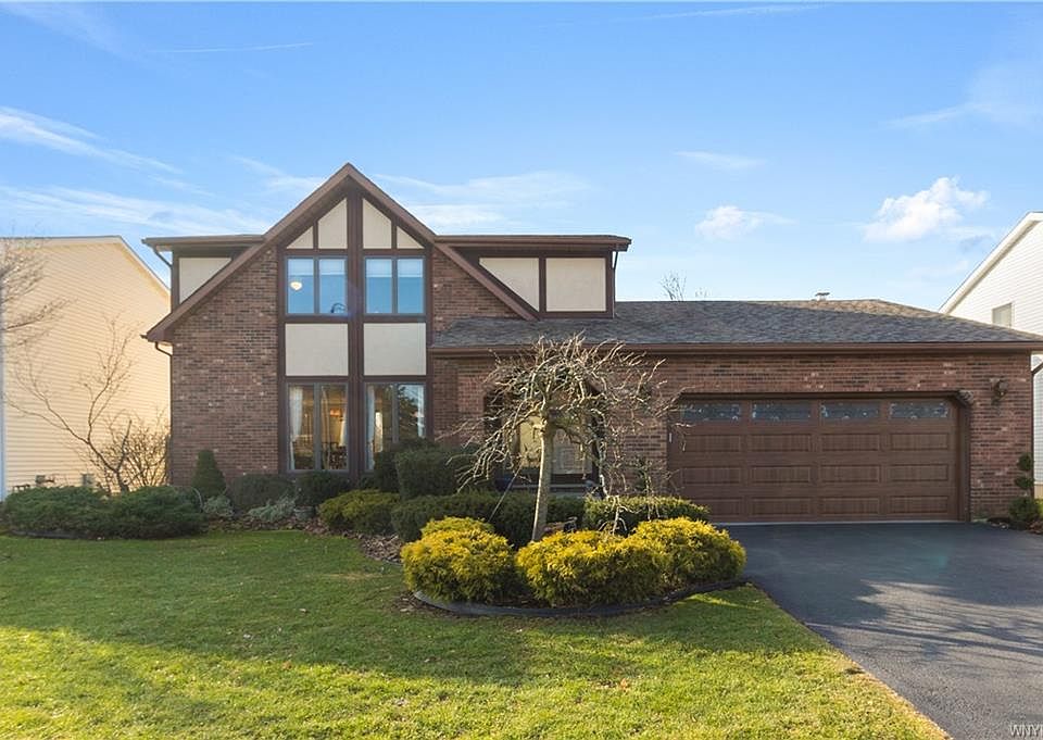 1st image of 241 Selkirk Dr