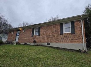 288 E Center St, Beattyville, KY 41311