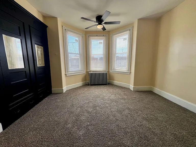 4728 Edmund St — Photo 15
