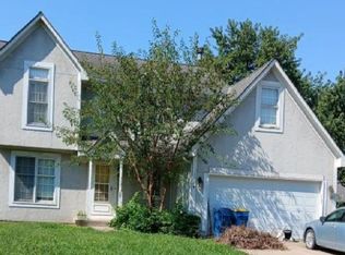 1764 Ray St, Liberty, MO 64068