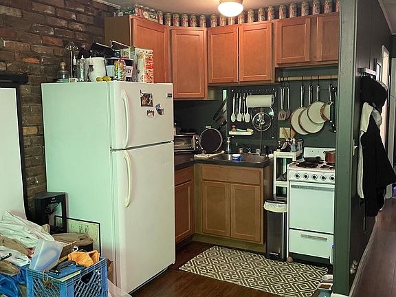 5th image of 2317 Ohio Ave #10
