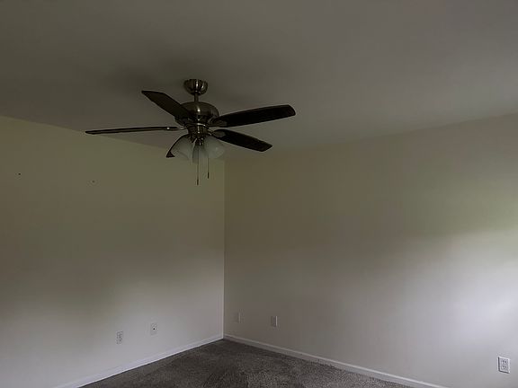 2nd image of 907 Brooks Blvd #A