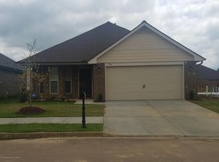 7883 Allen Glen Dr, Olive Branch, MS 38654