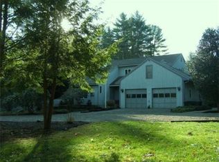 626 Front St, Marion, MA 02738