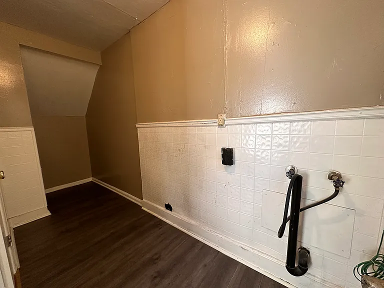 7447 Arleta Blvd — Photo 4