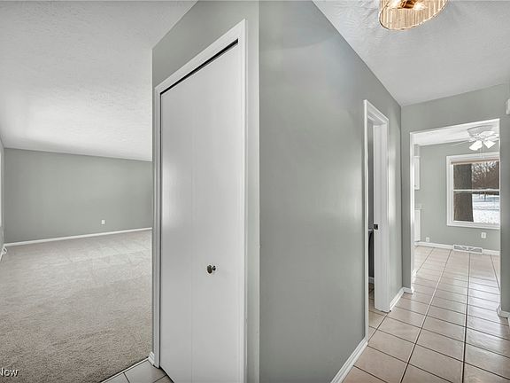 2nd image of 812 Westminister Dr