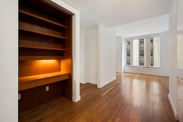 Rented by Douglas Elliman | media 18