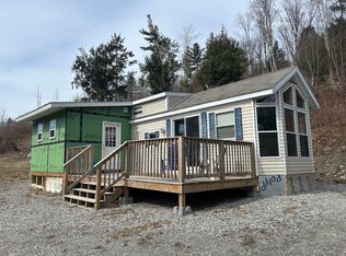 57 Falcon Ridge Dr, Jeffersonville, VT 05464