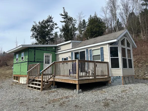 57 Falcon Ridge Drive, Cambridge, VT 05464