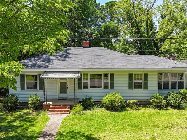 306 W Simmons Avenue, Williamston, NC 27892