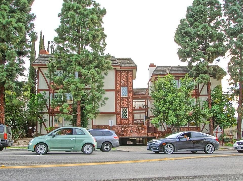 1st image of 4536 Wilshire Blvd #106