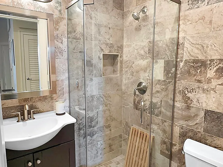 18 Broad St #3 — Photo 9