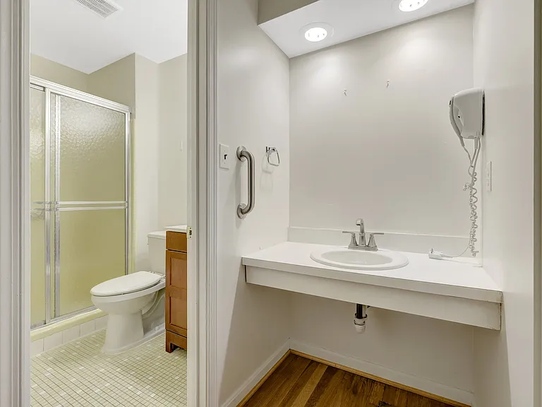 615 Kearney Ct SW — Photo 23